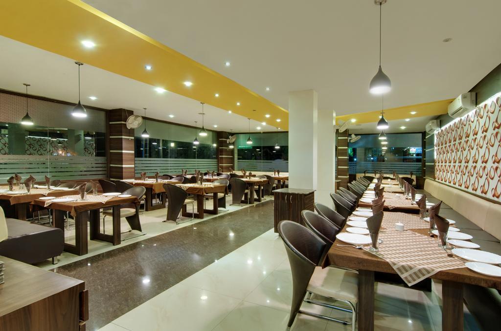 Hotel Balaji Central Ratlām Exterior foto